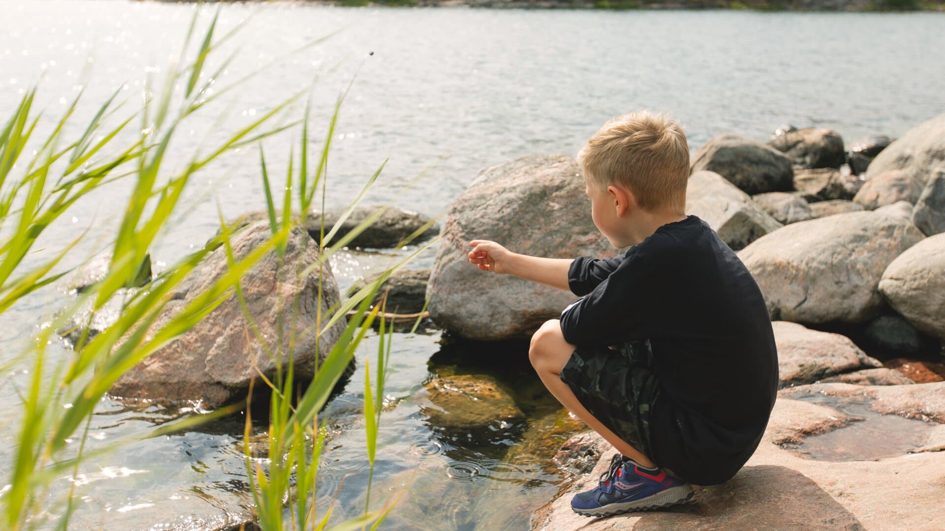 barn vid strand barn vid strand