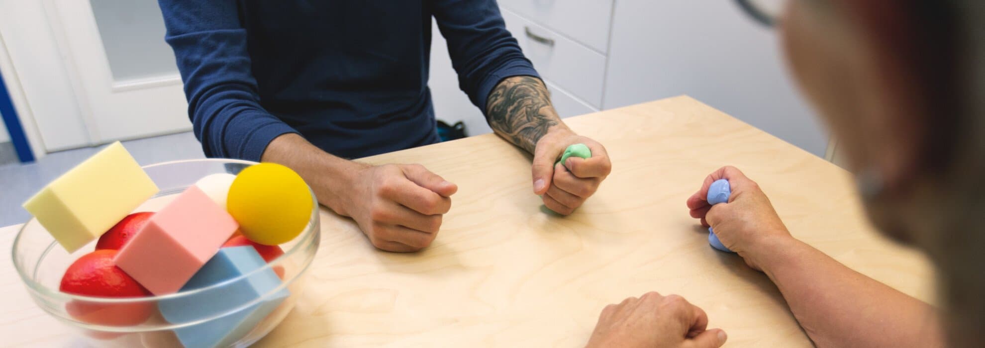 arbetsterapeut med patient arbetsterapeut med patient