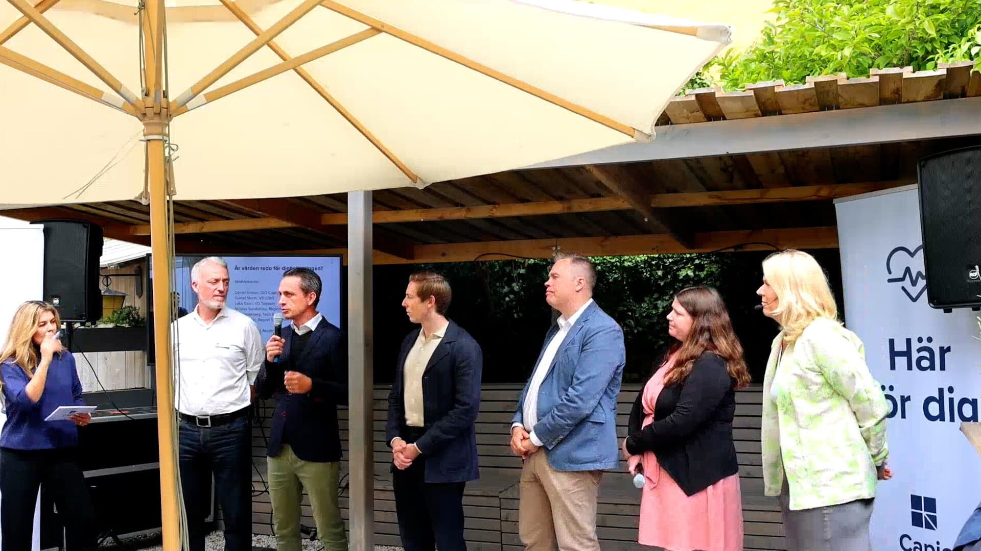 På bild från vänster Daniel Olsson, Gustaf Storm, Lukas Saari, Nicklas Sandström, Karin Fälldin, och Åsa Zetterberg. På bild från vänster Daniel Olsson, Gustaf Storm, Lukas Saari, Nicklas Sandström, Karin Fälldin, och Åsa Zetterberg.