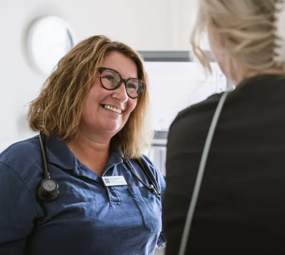 medarbetare med patient